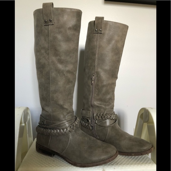 Grey Riding Style Boots - Picture 1 of 1